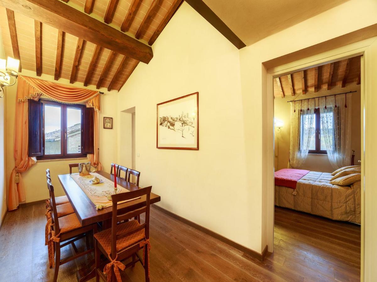 Casa Laura Apartment San Gimignano Bagian luar foto